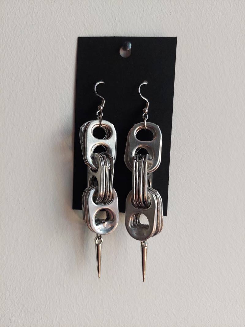 Upcycling Ohrringe Aus Dosenlaschen/Dosenverschluss Mit Spike - Recycelter Aluminium Schmuck, Handgemachte Statement Earrings [Sabotasche] von SABOTASCHE