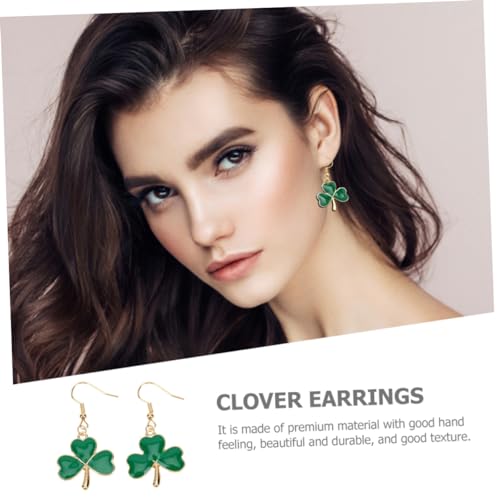 SAFIGLE 2 Paare Grüne Kleeblatt Ohrringe Damen Ohrhänger Ohrschmuck Patrick's Day Zarte Ohrpendants Modisch Langlebig und Vielseitig Kombinierbar von SAFIGLE