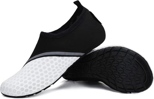 SAGUARO Badeschuhe Herren Wasserschuhe Damen Schwimmschuhe Aquaschuhe Schnell Trocknend Strandschuhe Surfschuhe Leicht Neoprenschuhe Wassersportschuhe Tauchschuhe Rauch Weiß Gr. 44/45 EU von SAGUARO