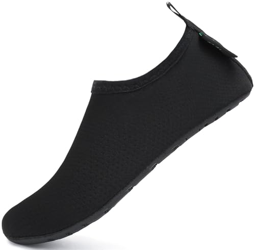 SAGUARO Badeschuhe Herren Wasserschuhe Schwimmschuhe Licht Weich Strandschuhe Schnelltrocknend Aquaschuhe Surfschuhe Pantoffeln Unheimlich schwarz Gr.46/47 von SAGUARO