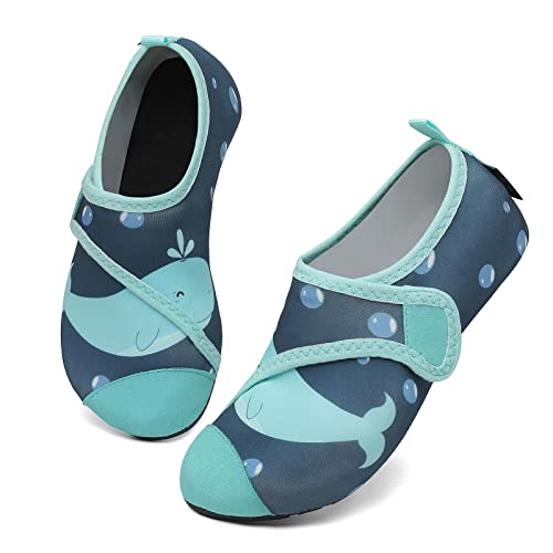 SAGUARO Badeschuhe Jungen Wasserschuhe Kinder Schnelltrocknend Schwimmschuhe Licht Weich rutschfest Schwimmbad Strandschuhe Blau Gr.22/23 EU von SAGUARO