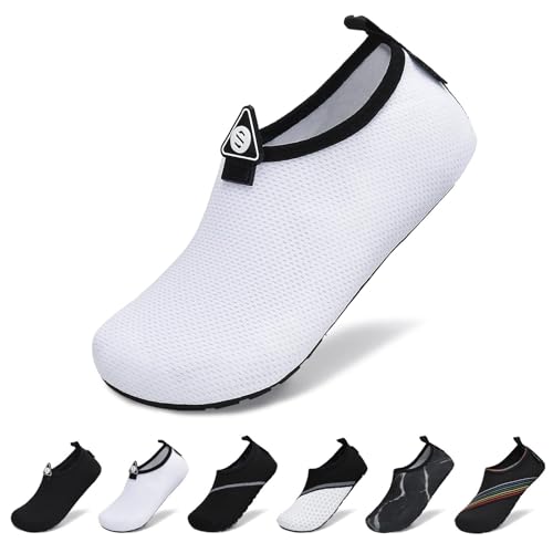 SAGUARO Damen Herren Badeschuhe Wasserschuhe Schnell Trocknend Breathable Schwimmschuhe Leicht rutschfest Strandschuhe Männer Frauen Barfußschuhe für Strand Pool Meer(Schneeweißchen,44/45 EU) von SAGUARO