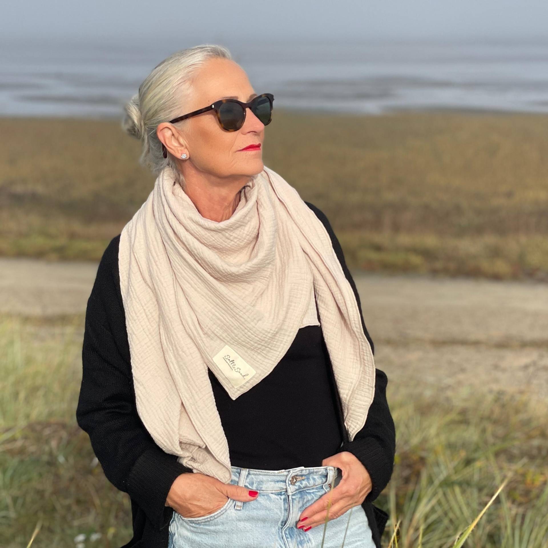 Musselintuch Damen Beige Musselin Schal Halstuch Dreieckstuch Xxl Tücher Tuch Aus Baumwolle Musselintuch Damen Beige Musselin Schal Halstuch Dreieckstuch Xxl Tücher Tuch Aus Baumwolle von SALTANDSANDfashion