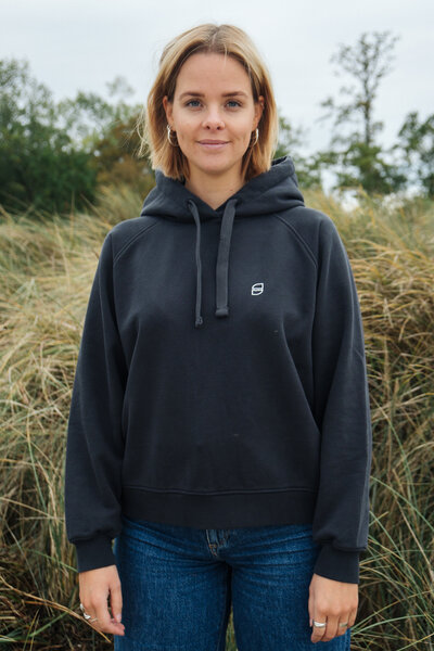 SANNA – Hoodie (Damen) aus 100% Bio-Baumwolle (GOTS) von SALZWASSER von SALZWASSER