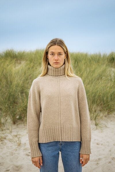 KOLI – Wollstrick Rollkragenpullover (Damen) aus 100% recycelter Merinowolle (GRS) von SALZWASSER von SALZWASSER