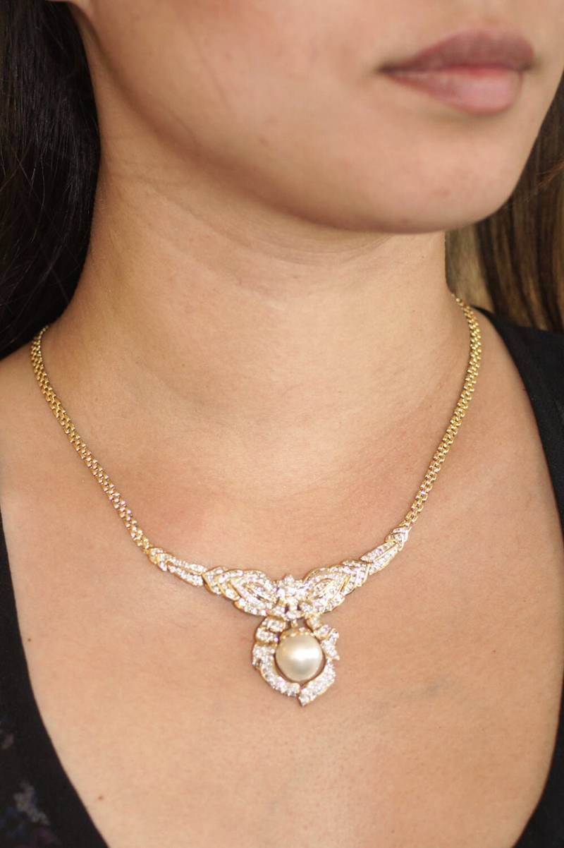 18 Karat Gold Diamant Südsee Perle Fancy Abend Cocktail Formelle One Of A Kind Halskette von SAMnSUE