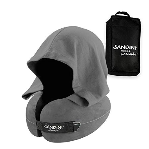 SANDINI TravelFix Hoodie Regular Size – Premium Reisekissen mit Verschluss/Nackenkissen mit ergonomischer Stützfunktion und integrierter Kapuze – Gratis Transporttasche mit Befestigungs-Clip von SANDINI