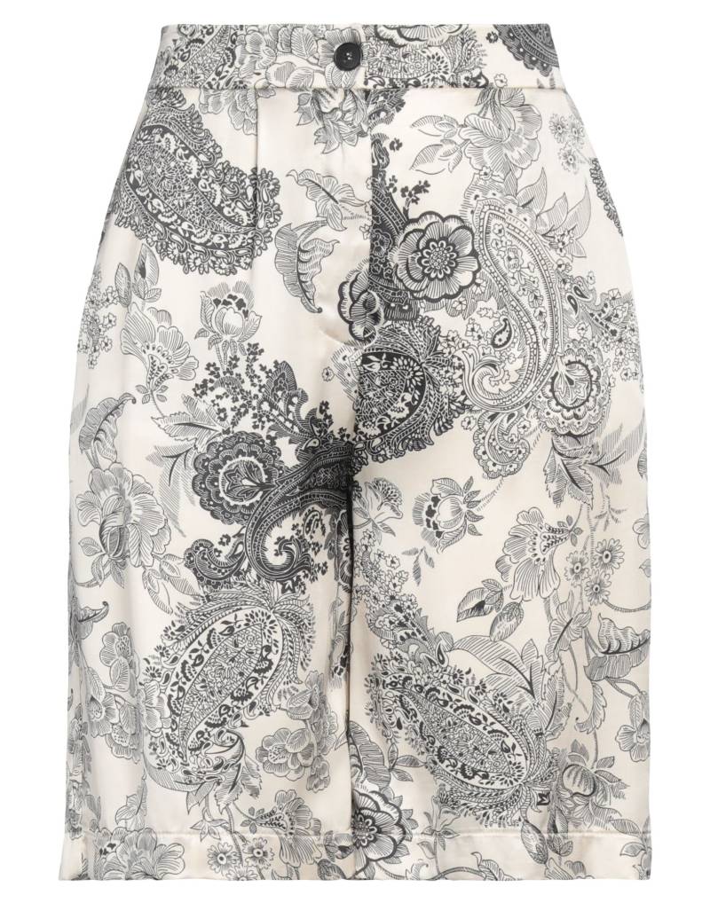 SANDRO FERRONE Shorts & Bermudashorts Damen Elfenbein von SANDRO FERRONE