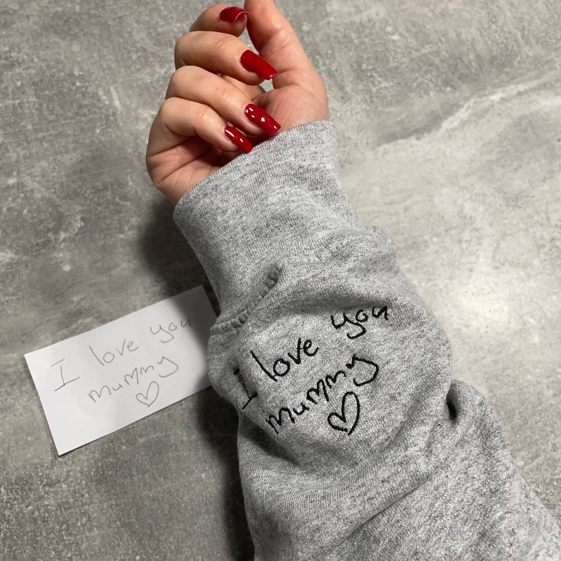 Besticktes Handwriting Muttertag, Vatertag, Personalisiertes Sweatshirt Unisex Geschenk Für Mama, Papa, Sohn, Tochter, Gradma Opa Setimental von SANTINAEmbroidery