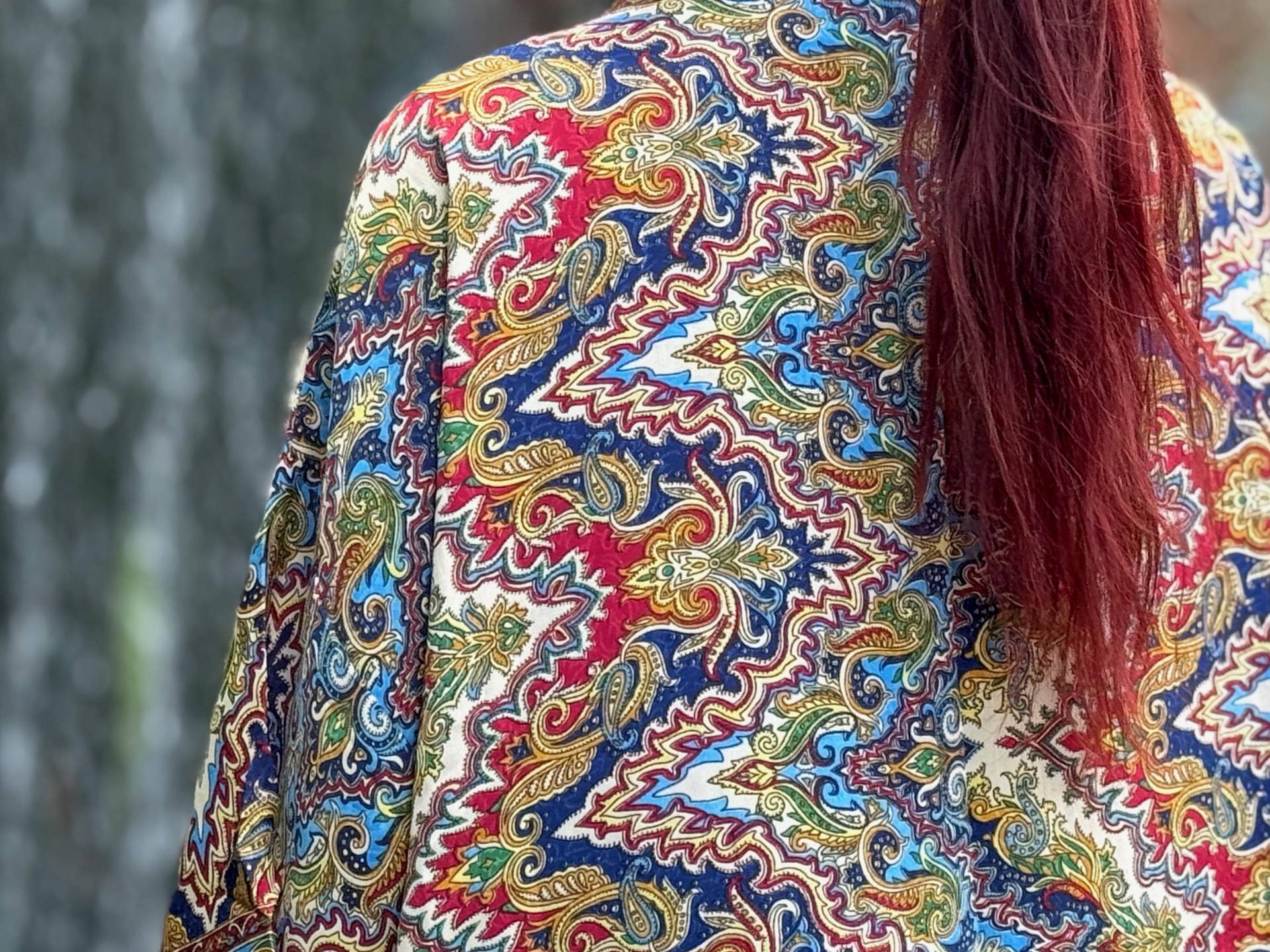 Leichter Boho Kimono Mit Buntem Paisley-Muster - Luftige Kimono-Jacke Für Damen Rot/ Blau/ Gelb/ Grün von SANUKA