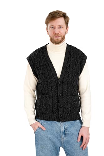 SAOL Herren-Weste 100% Merinowolle V-Ausschnitt ärmellos Irische Zopfstrickjacke Pullover mit Knöpfen und Taschen - Schwarz - XX-Large von SAOL