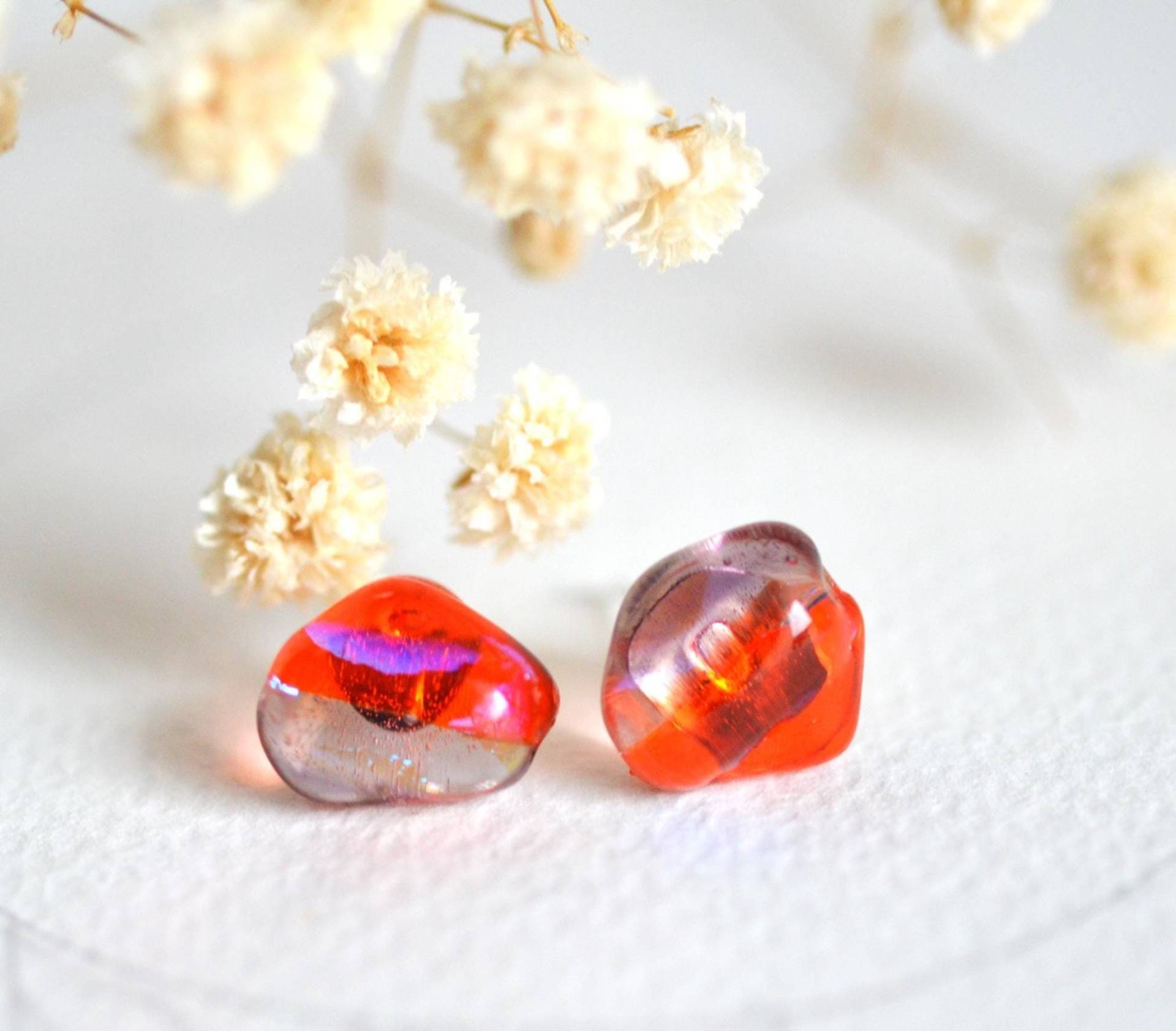 sterling Silber Orange Und Amethyst Dichroic Funkelnde Glas Ohrstecker sterling Silber Orange Und Amethyst Dichroic Funkelnde Glas Ohrstecker von SARIYER