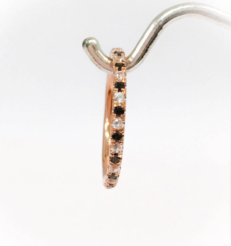 Alternate Black & White Diamond Eternity Ring/Pave Half Wedding Gaurd Band & Diamonds 1.5mm April Birth Stack von SARRIEL