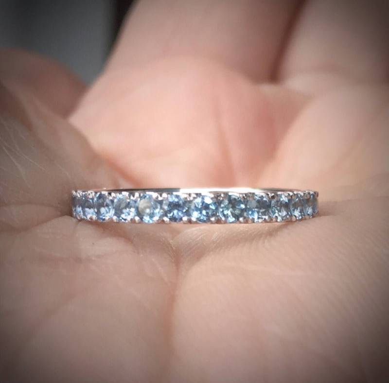 Aquamarine Pave Band/2, 3 Mm Aquamarin Halb Eternity Ring Hochzeit Jahrestag März Birthstone Stapel 10K 14K 18K Platin von SARRIEL