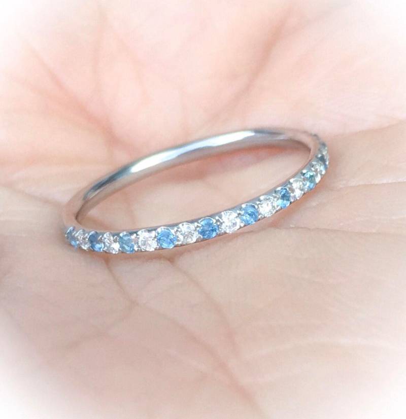 Diamant Aquamarin Halbe Eternity Pave Band/Alternierender Stapelring 1.5 Mm April März Birthstone Ring 19.jahrestag von SARRIEL