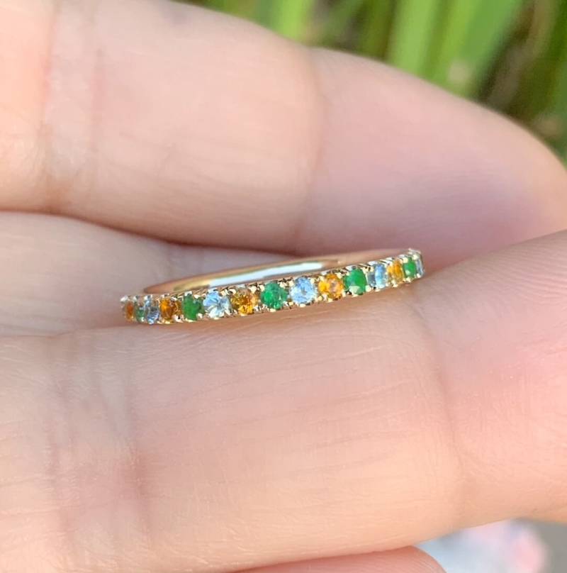 Smaragd Blau Topas Citrin Halbe Eternity Stapel Ring/Alternierende Mix Farbe Pave 2mm Multicolor Birthstone Band Einzigartige Tricolor von SARRIEL