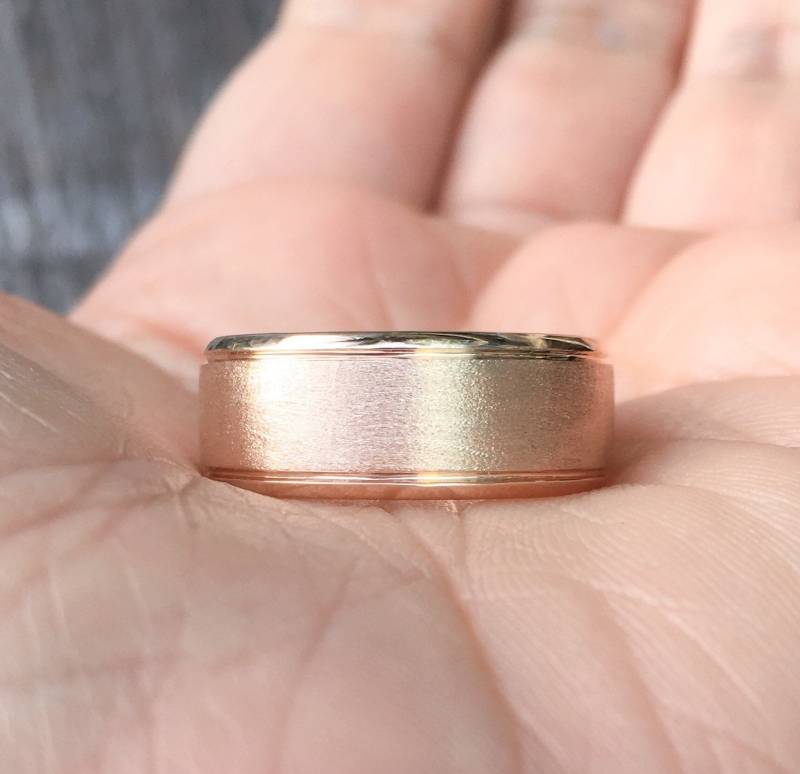 Unisex Ehering 8 Mm/Herren Und Frauen Art Deco Band His & Hers Guard Ring 14K 18K Massivgold Oder Platin von SARRIEL