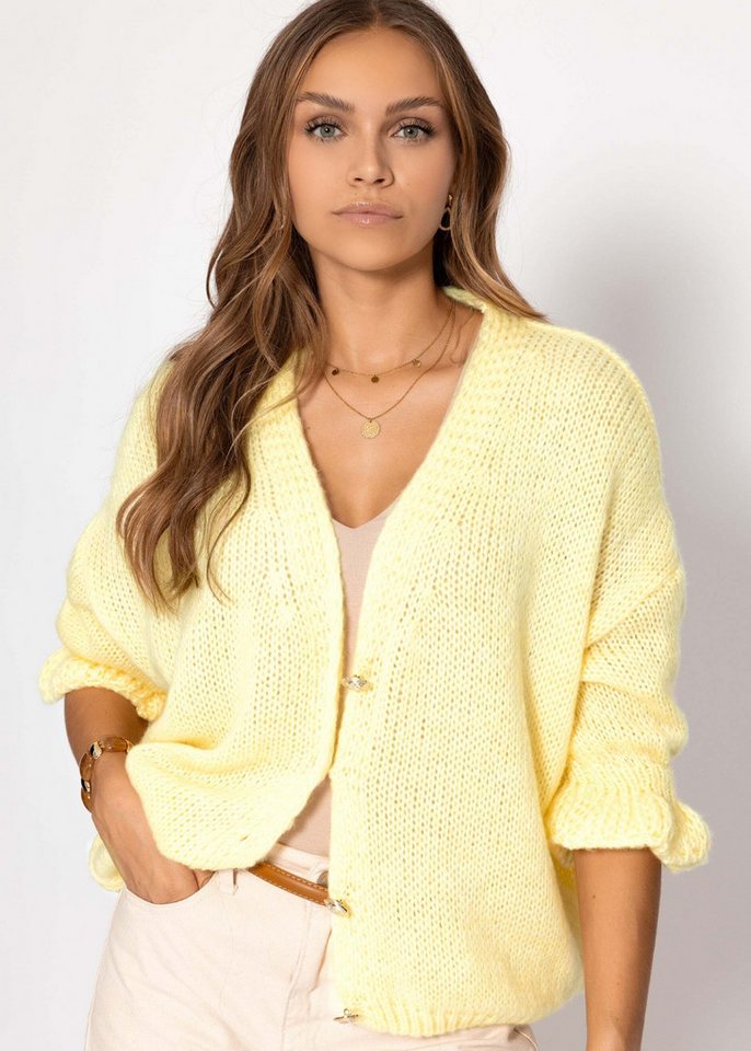 SASSYCLASSY Cardigan Cardigan mit 3/4-Ärmeln für Damen Cozy Cardigan mit Ballonärmeln und Knopfleiste Taupe Schwarz Gelb von SASSYCLASSY