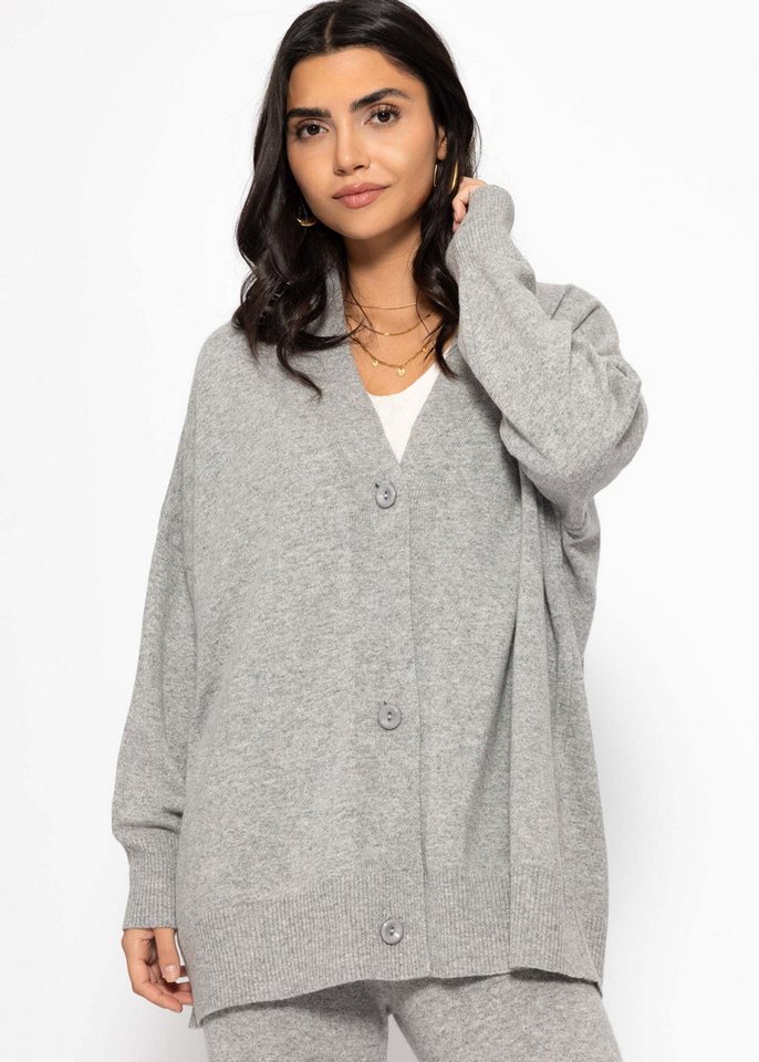 SASSYCLASSY Cardigan Oversized Cardigan mit Kaschmiranteil Damen Weiche Strickjacke mit V-Ausschnitt und lässigem Schnitt von SASSYCLASSY