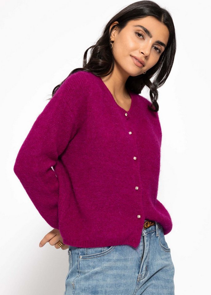 SASSYCLASSY Cardigan Weicher Strickcardigan mit Zierknöpfen für Damen Flauschige Strickjacke mit Rundhalsuasschnitt Flieder Grau Violett SASSYCLASSY Cardigan Weicher Strickcardigan mit Zierknöpfen für Damen Flauschige Strickjacke mit Rundhalsuasschnitt Flieder Grau Violett von SASSYCLASSY