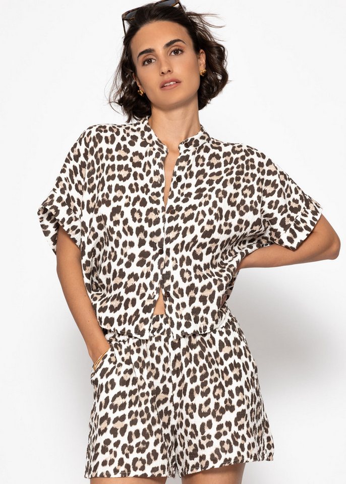 SASSYCLASSY Kurzarmbluse Oversize Musselin Bluse Damen Kurzarm Elegant Sommer Hemdbluse aus Baumwolle mit V-Ausschnitt in Animal-Print von SASSYCLASSY