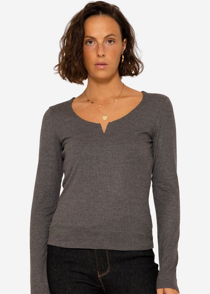 SASSYCLASSY Longshirt Lässiges Shirt mit langen Ärmeln Geripptes Langarmshirt mit Rundhalsausschnitt und dezentem V-Detail SASSYCLASSY Longshirt Lässiges Shirt mit langen Ärmeln Geripptes Langarmshirt mit Rundhalsausschnitt und dezentem V-Detail von SASSYCLASSY