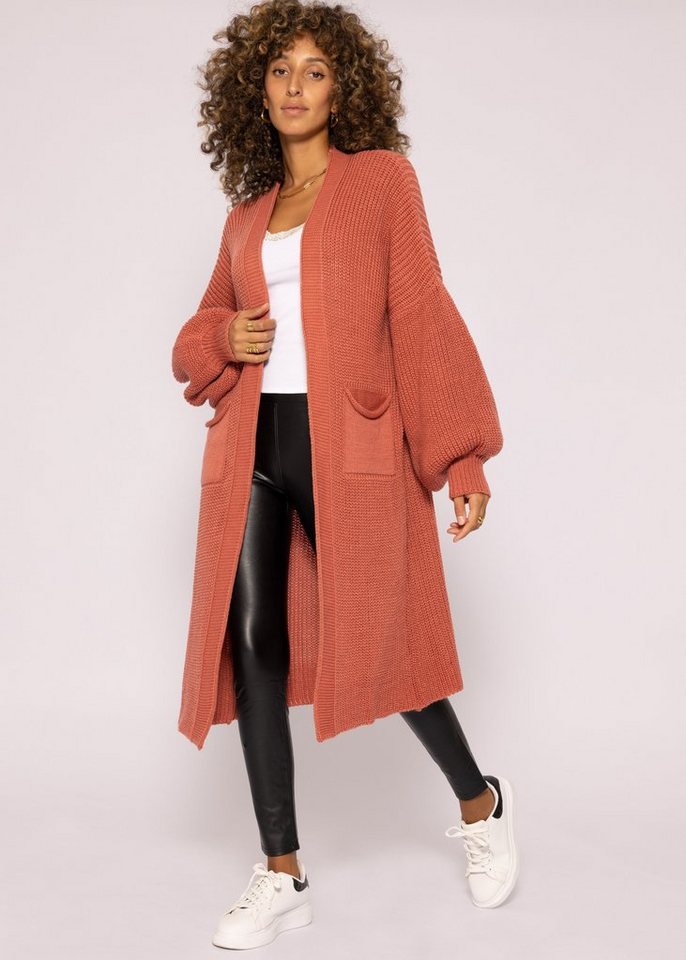 SASSYCLASSY Longstrickjacke Oversize Strickjacke Damen lang aus weichem Strick Strick Cardigan mit Taschen und Ballonärmeln, Made in Italy von SASSYCLASSY