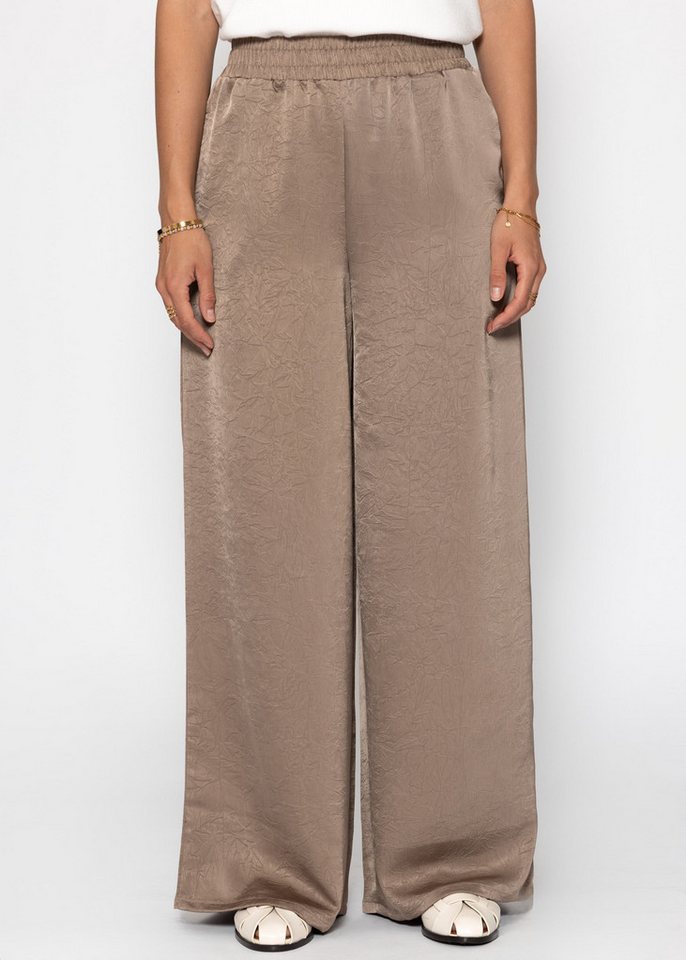 SASSYCLASSY Stoffhose Fließende Satin Stoffhose Damen mit Wide Leg Elegante Palazzohose aus Satinstoff mit Taschen Beige Braun Grau Taupe von SASSYCLASSY