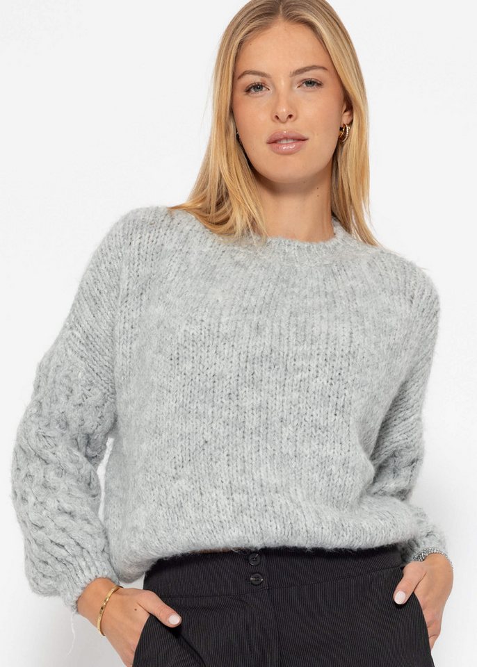 SASSYCLASSY Strickpullover Flauschiger Strickpullover mit Zopfmusterärmel Lässiger Rundhalsausschnitt-Damenpullover in strukturierter Zopfoptik von SASSYCLASSY