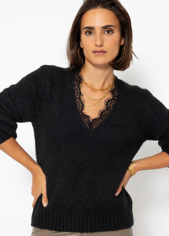SASSYCLASSY Strickpullover Damen Pullover Elegant mit Spitzen-V-Ausschnitt Lässiger Strickpullover mit Spitzendetail am Kragen Beige Schwarz Weiß von SASSYCLASSY