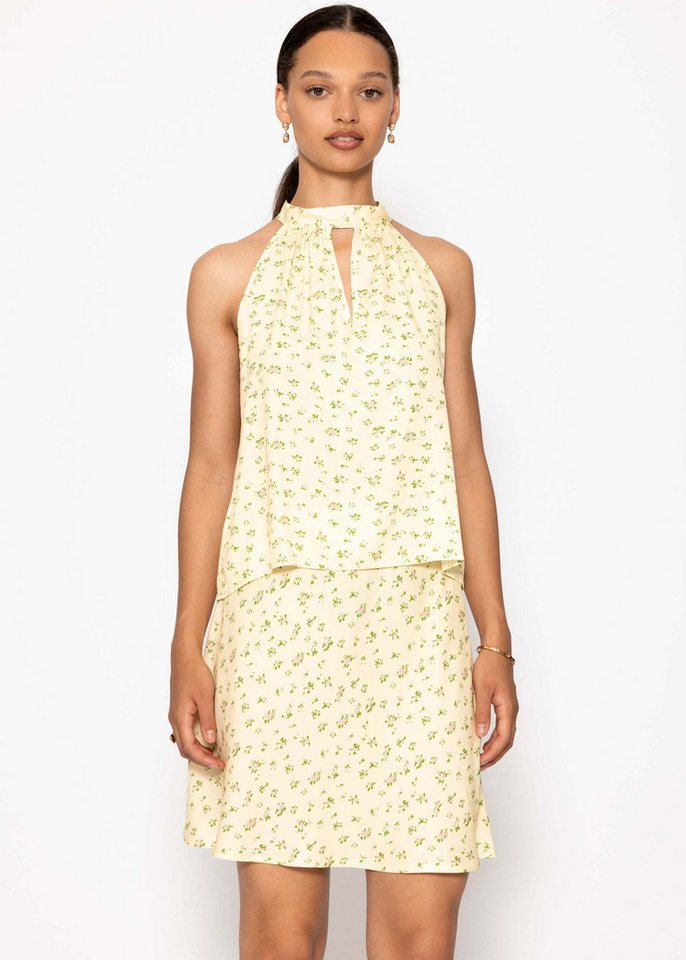 SASSYCLASSY T-Shirt Feminines Top mit floralem Muster für Damen Top mit Allover Blumenmuster und Bindeschlaufe aus Viskose buttergelb von SASSYCLASSY