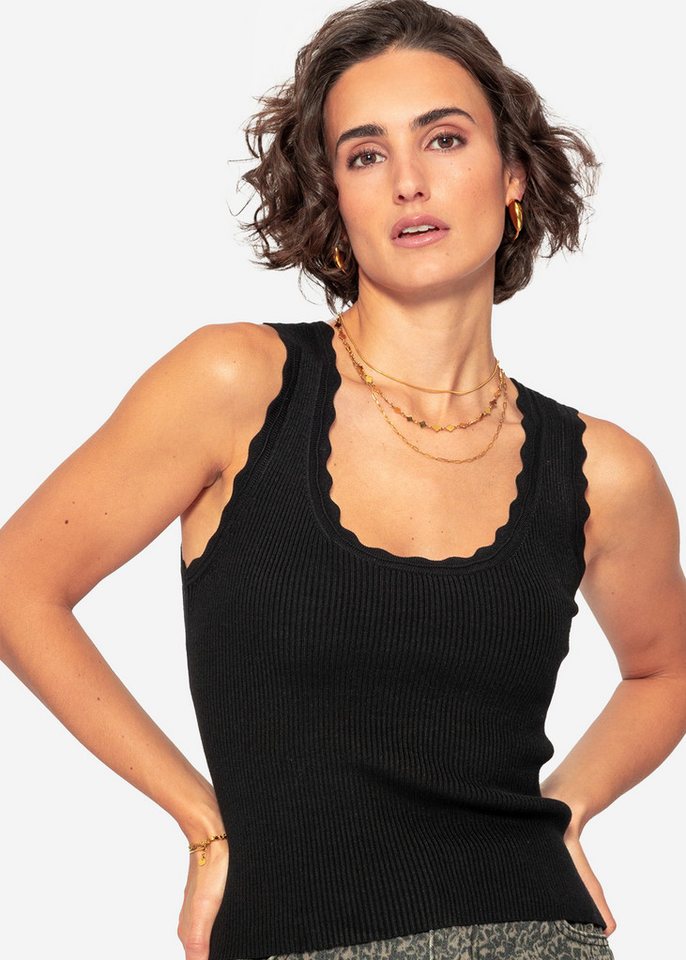 SASSYCLASSY T-Shirt Figurbetontes Strick-Top Damen mit Bogenkante Top in Rippstruktur mit Bogendetails Elegant Schwarz Grau Weiß von SASSYCLASSY
