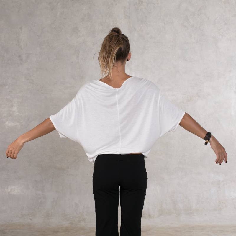 Bambus Off-Shoulder Top Übergroße Damen Tunika von SATICREATION