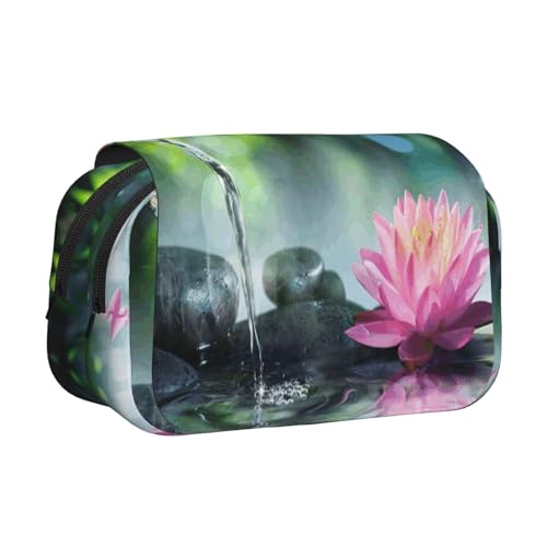 Federmäppchen mit Lotusblumen-Motiv, großes Fassungsvermögen, Stifteetui mit 2 Fächern, Stifthalter, Organizer, Schreibwaren-Tasche Federmäppchen mit Lotusblumen-Motiv, großes Fassungsvermögen, Stifteetui mit 2 Fächern, Stifthalter, Organizer, Schreibwaren-Tasche von SATUSA
