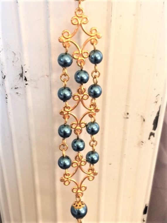 Blaue Perle Und Gold Filigrane Perlen 3-strang-Armband; Armband; Multi-strang-Armband von SAWDesignsByStacie
