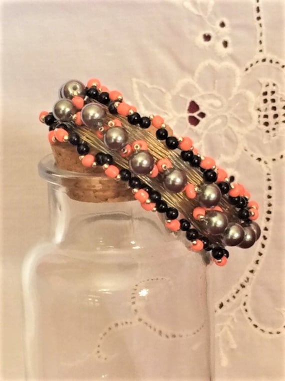 Koralle Und Grau Gewebt Perle Armband; Perlen Multi-strand Grau Schmuck Geschenk Koralle Und Grau Gewebt Perle Armband; Perlen Multi-strand Grau Schmuck Geschenk von SAWDesignsByStacie