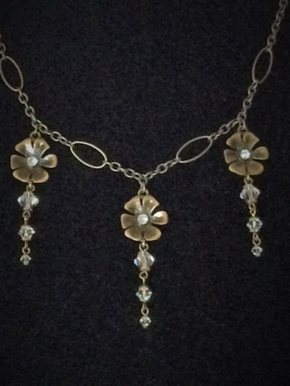 Kristall Blume Halskette; Strass Antik Gold Statementkette; Und Opulente Halskette von SAWDesignsByStacie