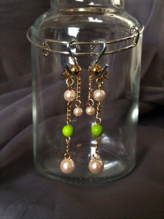 Vorne Wieder Rosa Und Grünen Perlen Gold Ohrringe; Vorderseite Rückseite Zweiseitige Perle Ohrringe von SAWDesignsByStacie