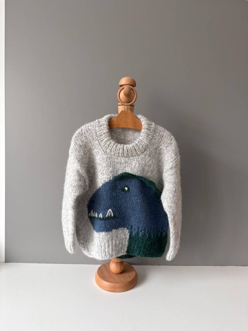Dinosaur Alpaca Sweater - Soft Hand-Knit Children's Jumper von SAknitwear