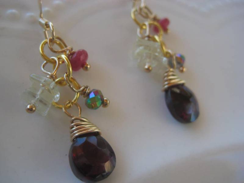 Granat Tropfen Gold Ohrringe Granat Tropfen Gold Ohrringe von SBEC