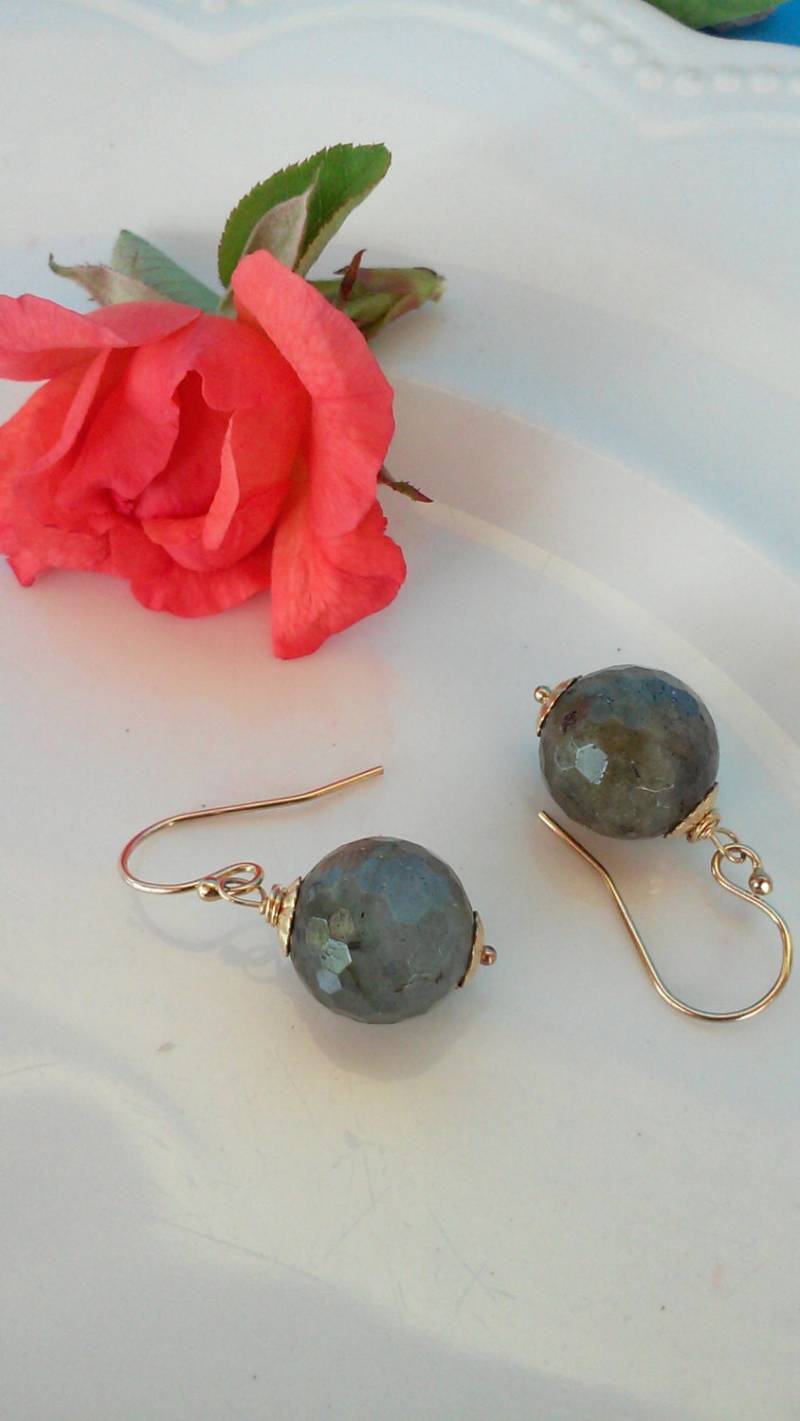 Labradorit Ohrringe/Gold Ohrringe/Handgefertigter Schmuck Labradorit Ohrringe/Gold Ohrringe/Handgefertigter Schmuck von SBEC