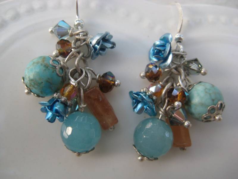 Southwestern Ohrringe, Mit Türkisen, Blauen Quarz Und Aventurin Perlen von SBEC