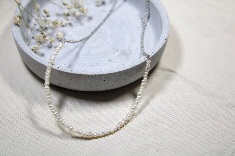 Feine Perlenkette Edelstahl Silber, Süßwasser Hochzeitsschmuck Schmuckgeschenk Beste Freundin von SBSimpleJewelry