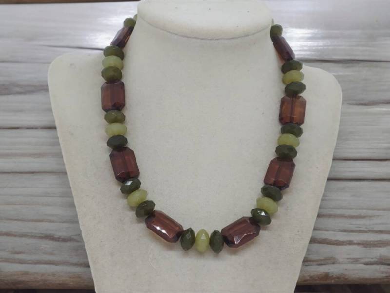 Braune Halskette Für Frauen - Acryl Einzigartige Statement Mehrfarbige Geschenk Sie von SByourself