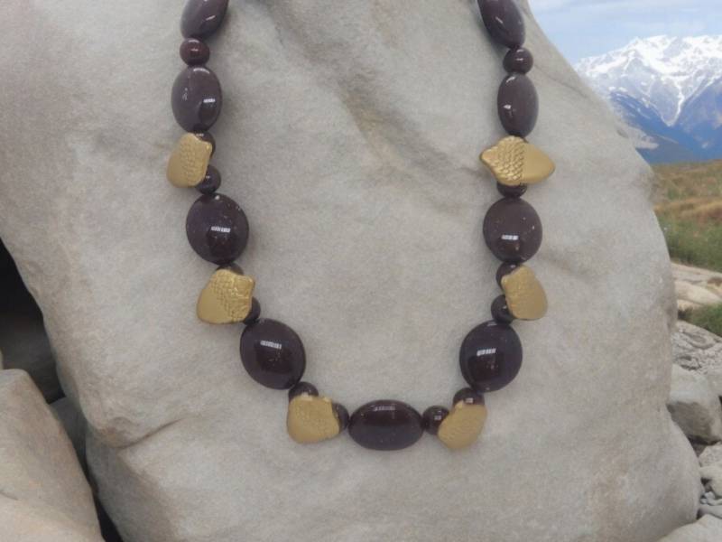 Eichel Halskette - Braun Und Gold Knopf Acryl Einzigartige Geschenk Für Sie von SByourself