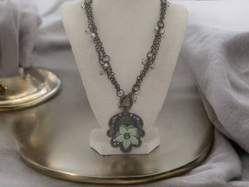 Grüne Blumen Halskette - Für Frauen Einzigartige Statement Geschenk von SByourself