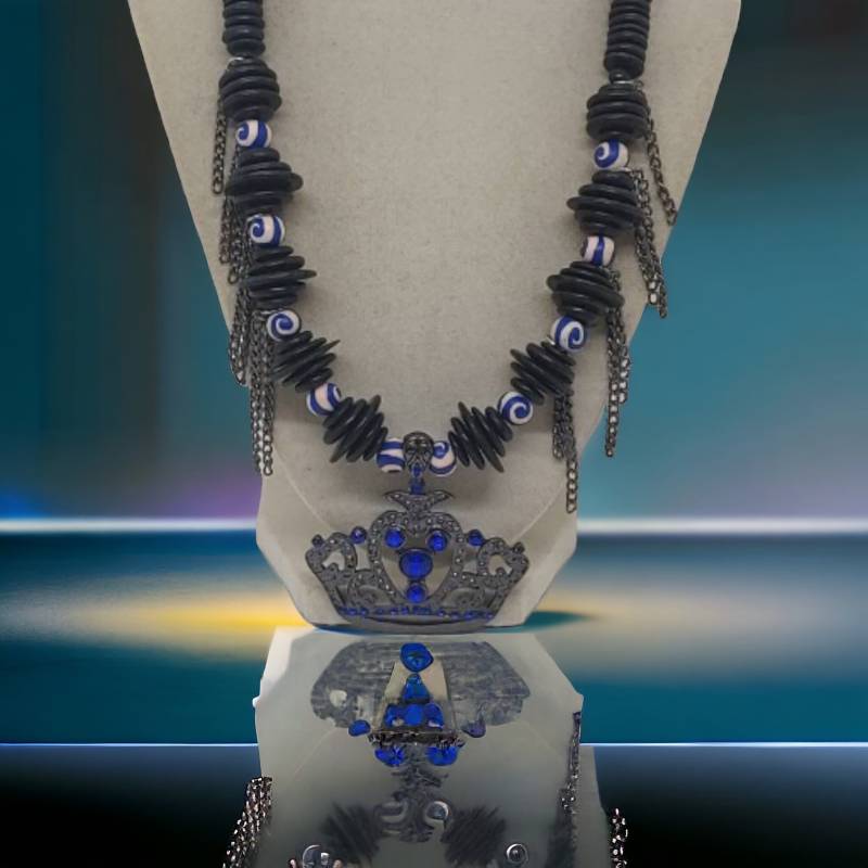 Kronen Halskette - Schmuckstein Bunte Für Frauen Ketten Lätzchen Statement One Of A Kind von SByourself