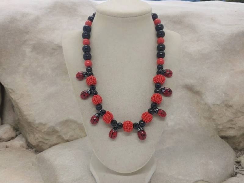 Marienkäfer Halskette - Rote Und Schwarze Für Frauen Einzigartige Statement Mehrfarbige Geschenk von SByourself