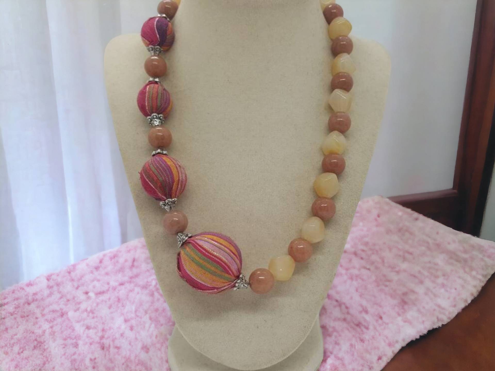 Rosa Gestreifte Halskette - Textilhalskette Mehrfarbige Stoffhalskette Gestreifte Damenhalskette Einzigartige von SByourself