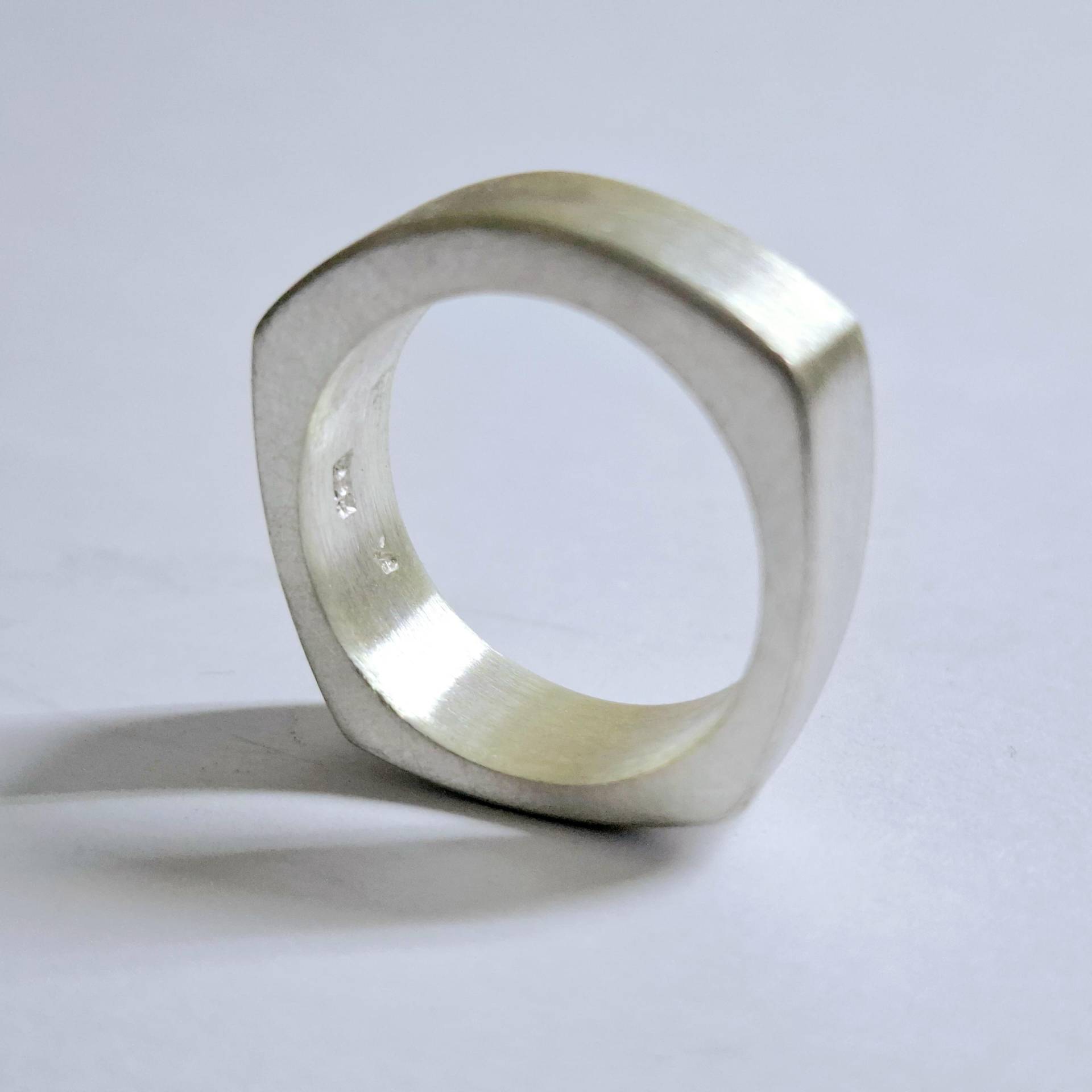 Eleganter Schlichter Klarer Sterlingsilber Von Frank Schwope Eleganter Schlichter Klarer Sterlingsilber Von Frank Schwope von SCHMUCKUNIKATE